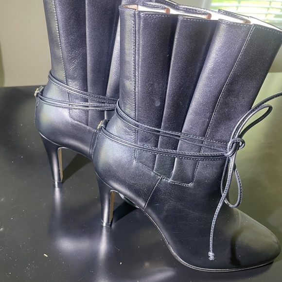 Gucci Boots - Picture 4 of 5